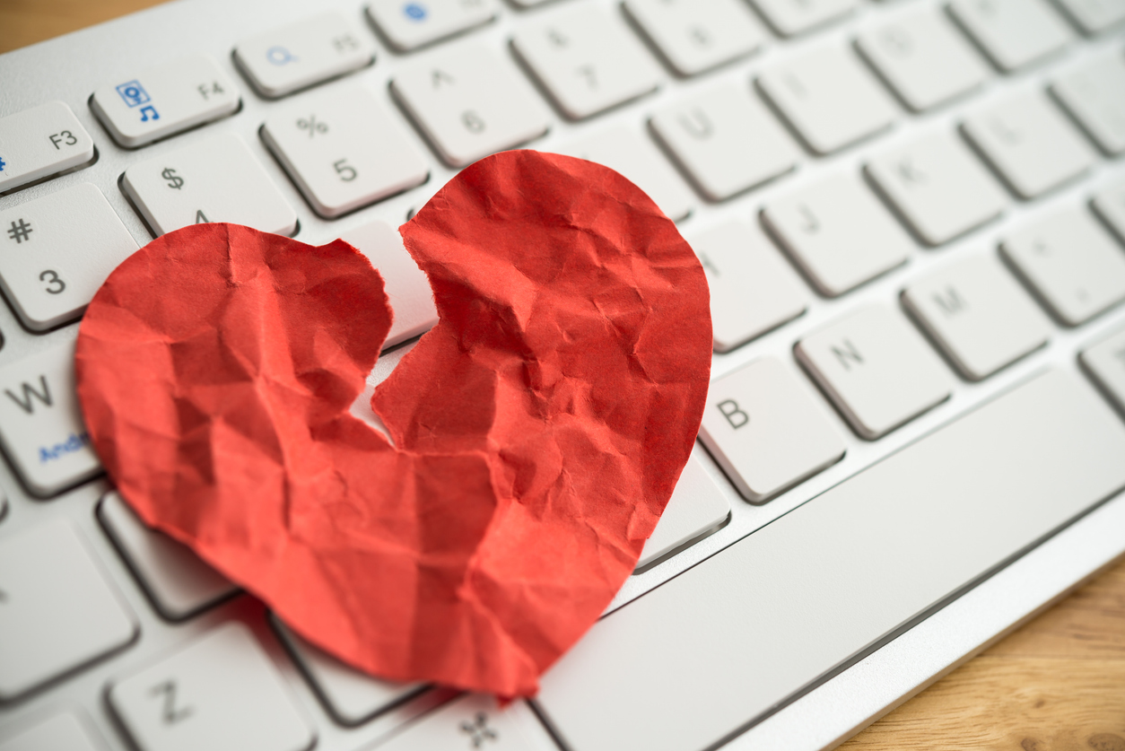 Valentine’s Day Scams 2025: Stay Safe from Online Fraud